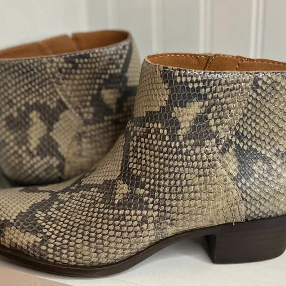 Lucky Brand | Beige Snake-Embossed Bhadie Leather Bootie - Women Size 7.5 - Picture 5 of 8